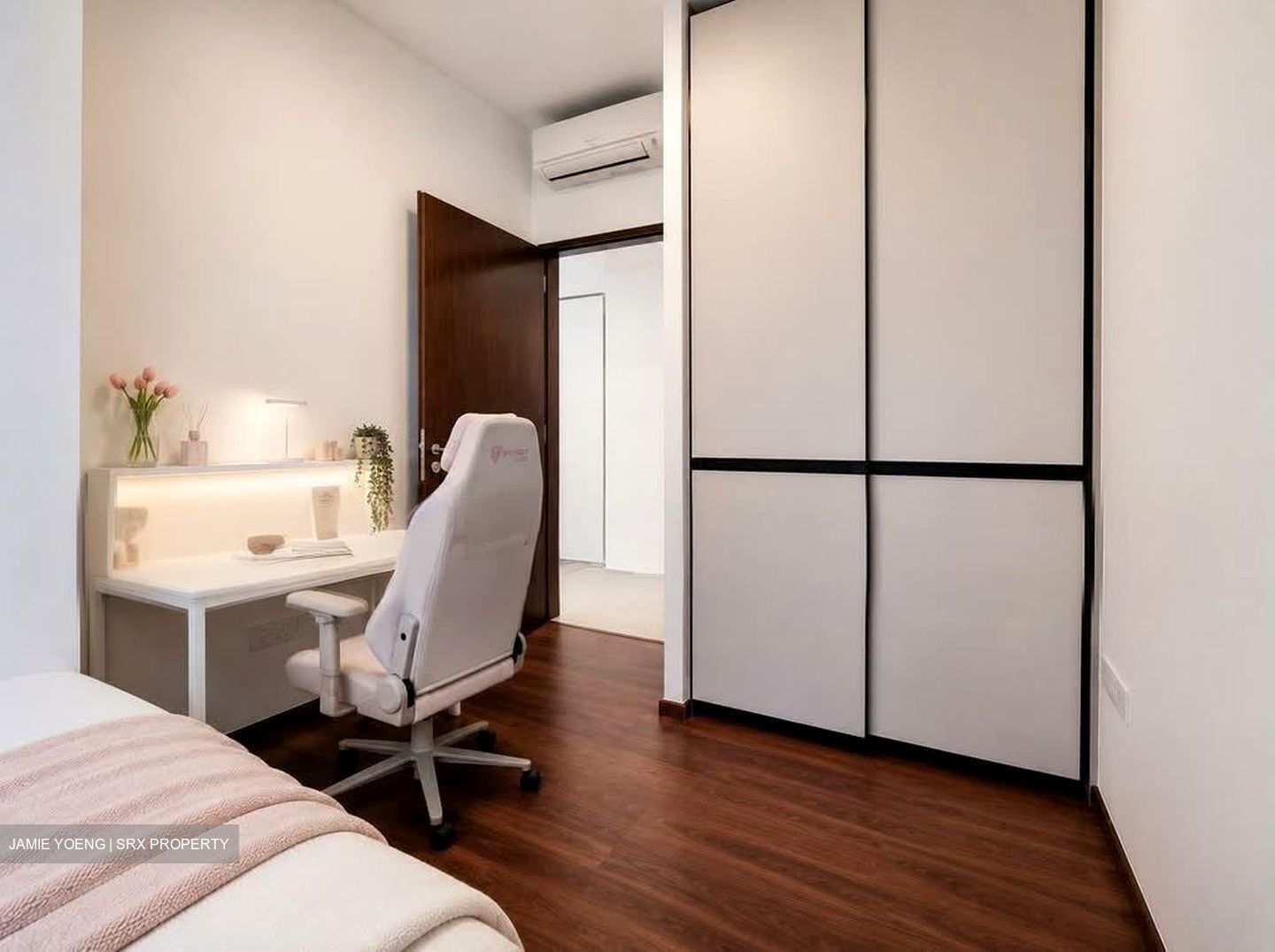 d'Nest (D18), Condominium #571566661
